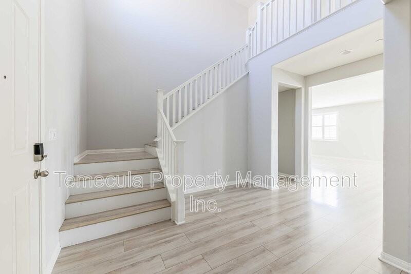 34065 Helenium St - Photo 2 of 21