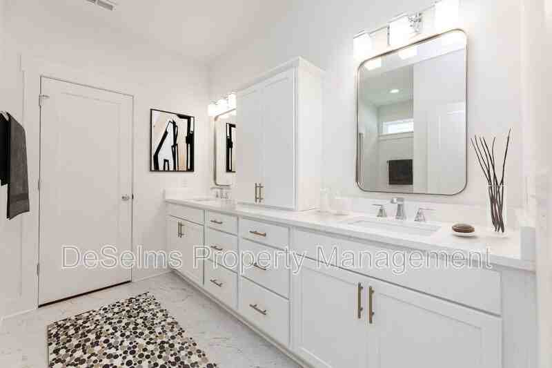 335A Mckennell Dr - Photo 5 of 17