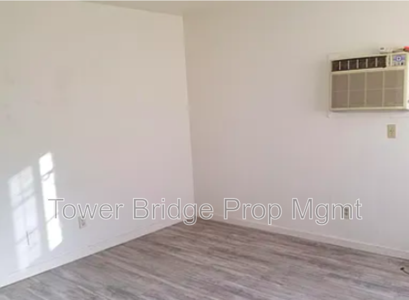 2701 San Fernando Way #2 - Photo 7 of 12