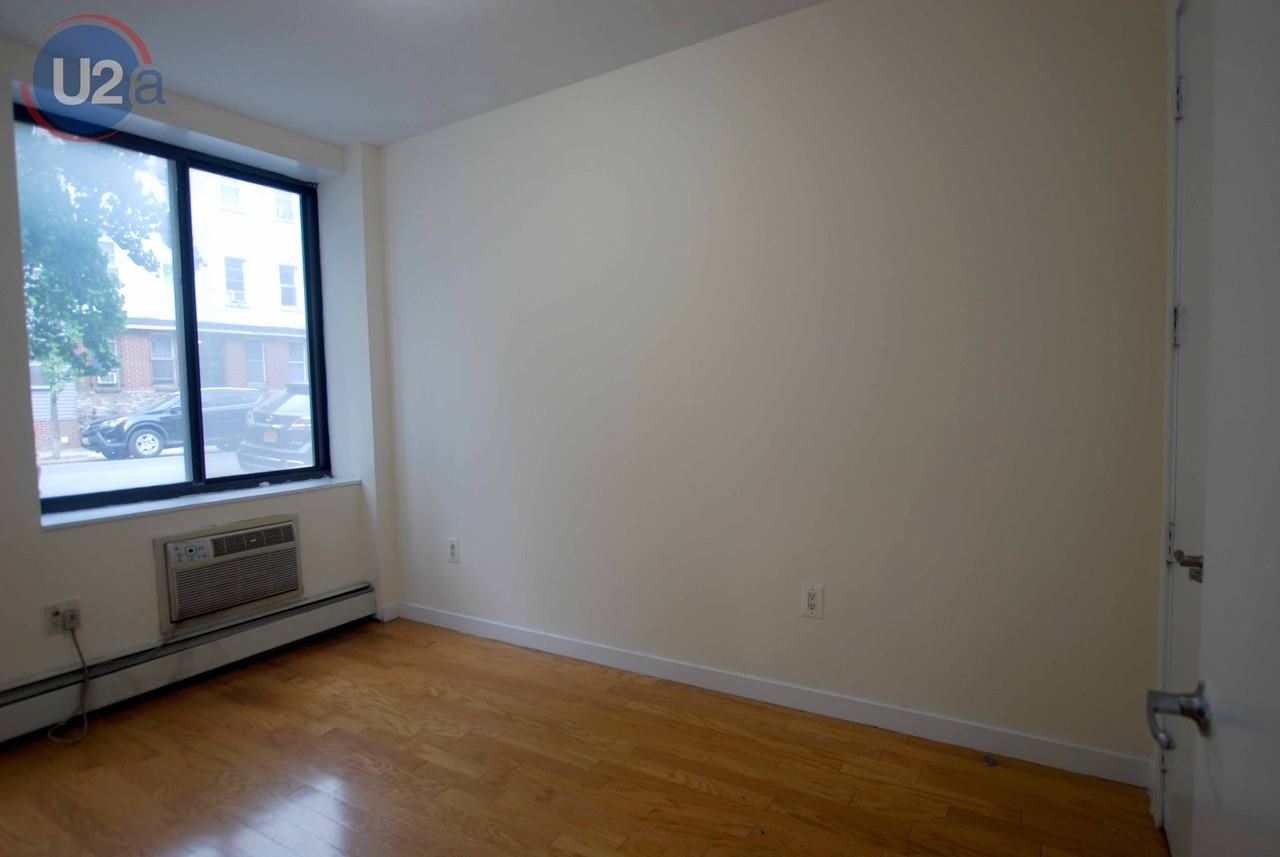 809 Metropolitan Avenue #4 - Photo 2 of 21