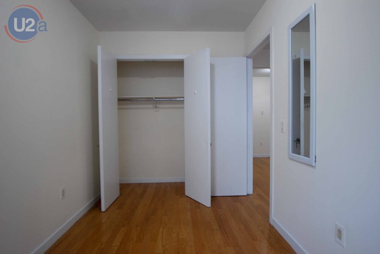 809 Metropolitan Avenue #4 - Photo 6 of 21