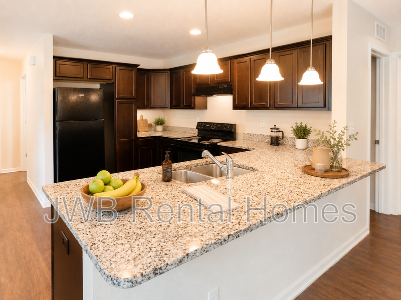 2042 Sheridan St - Photo 3 of 11