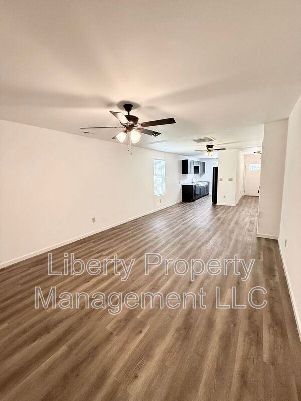 534 E 6th Ave - Photo 7 of 17