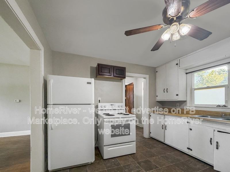 1448 Plank Rd - Photo 6 of 20