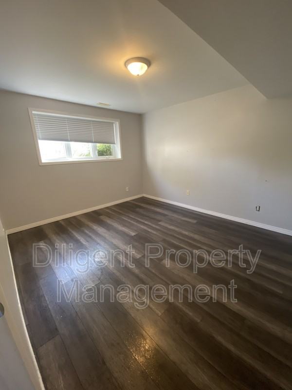588 Howden St #5 - Photo 3 of 28