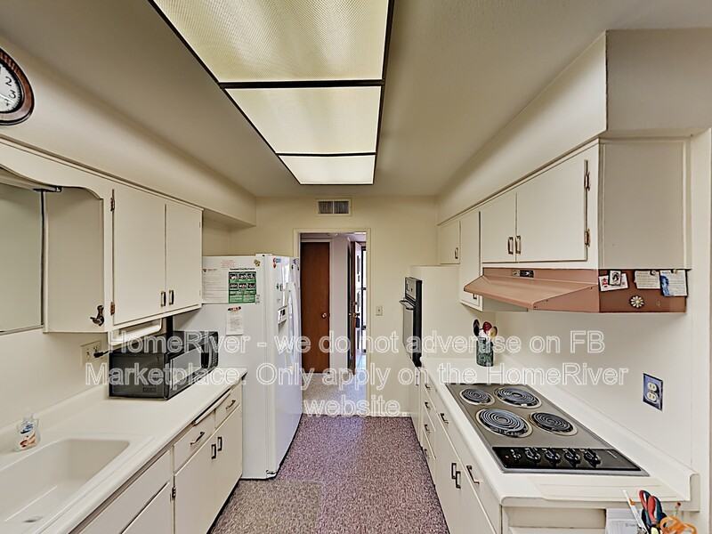 10632 W Snead Dr - Photo 4 of 14