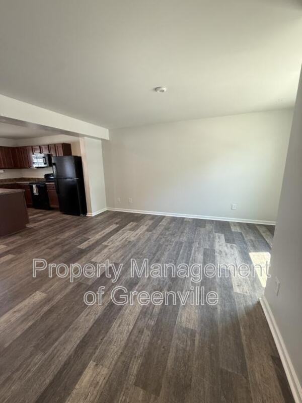 103 Fernside Ct - Photo 4 of 17