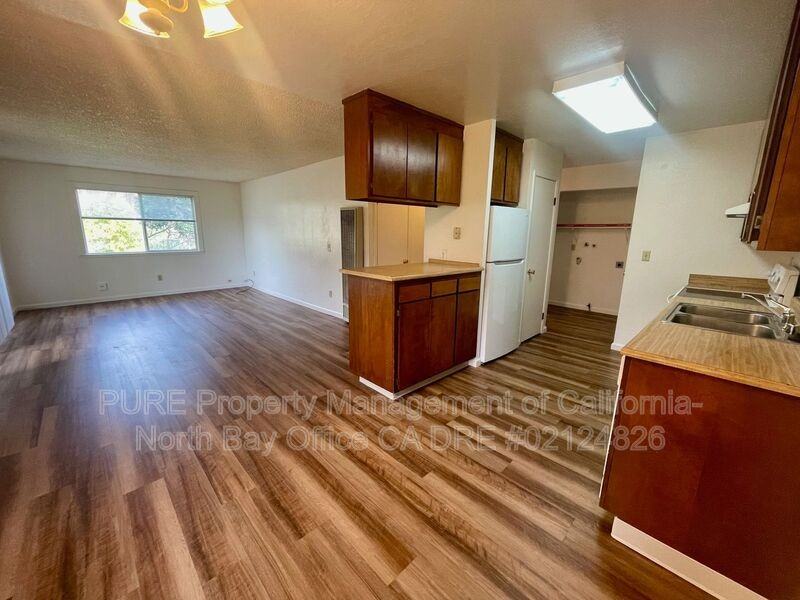 847 Madison St - Photo 4 of 16