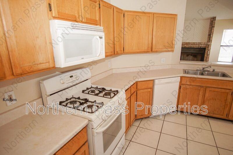 424 Cutler Pl - Photo 4 of 27