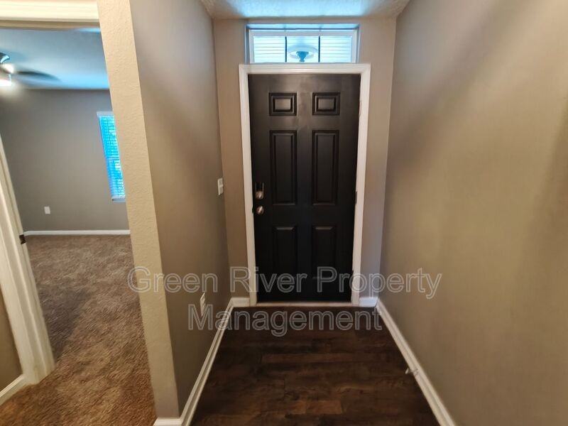 3650 Shiner Dr - Photo 6 of 50