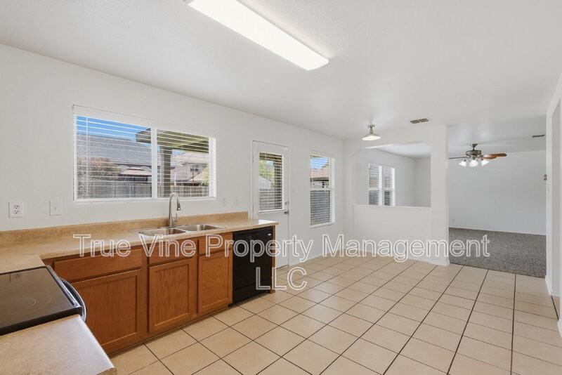 136 Texas Mulberry - Photo 7 of 30