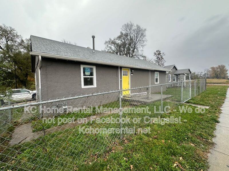 1200 E 23rd St S - Photo 2 of 34