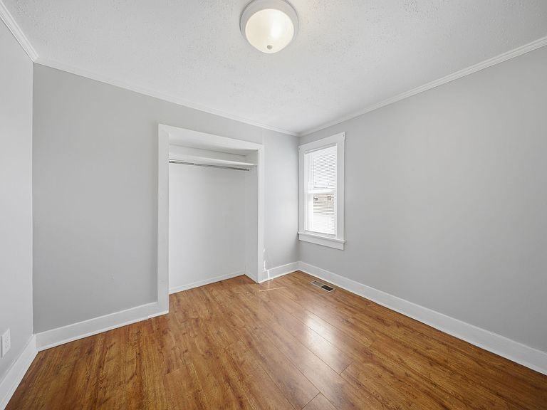 809 West Park Avenue - Photo 3 of 11