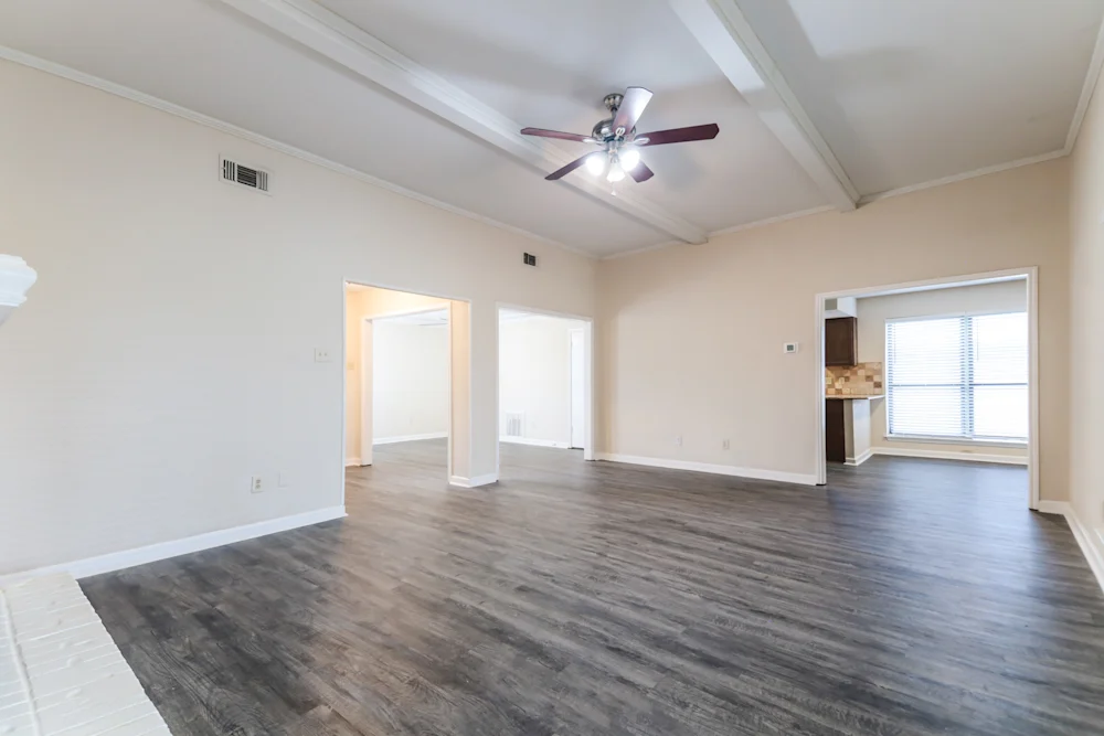 1718 Brighton Dr #NA - Photo 5 of 9