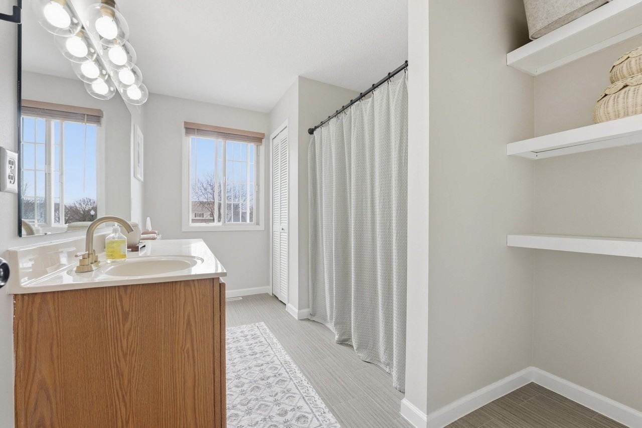 346 Tamarack Trl #106 - Photo 5 of 20