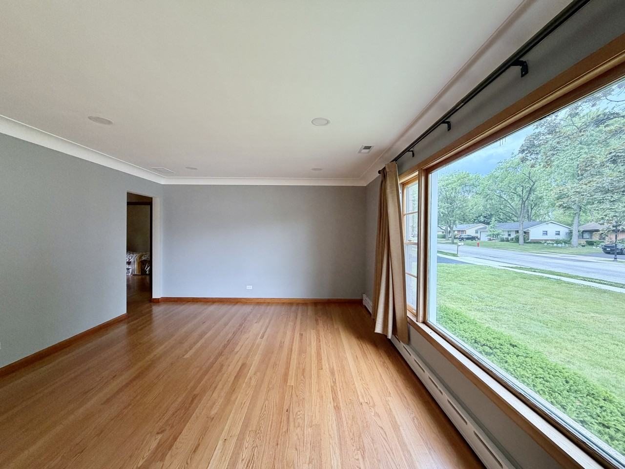 543 Ridge Ave #NA - Photo 2 of 14