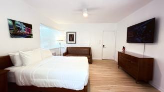 545 Michigan Ave #7 - Photo 1 of 1