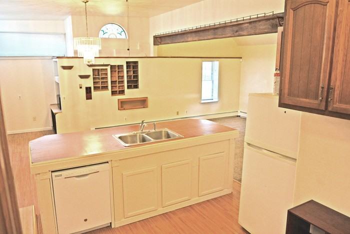 780 Juniper St - Photo 7 of 17