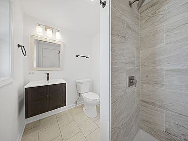 758 Woodruff Avenue - Photo 3 of 11