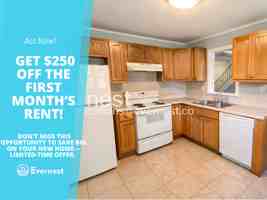 featured image of 5008 Golfview Dr