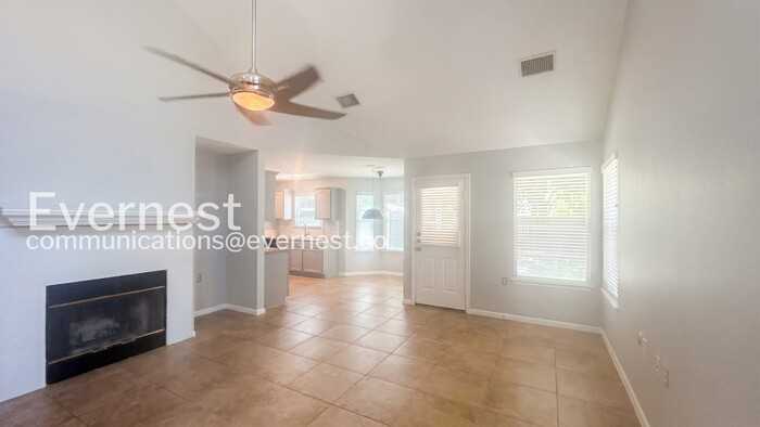 1136 Emmitt Run - Photo 3 of 22
