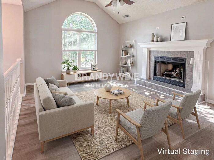 19505 Paradise Cir - Photo 3 of 21