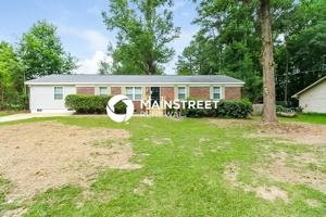 featured image of 693 Oak Dr