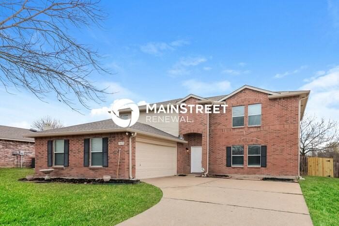 1673 Chesterwood Dr - Photo 2 of 15