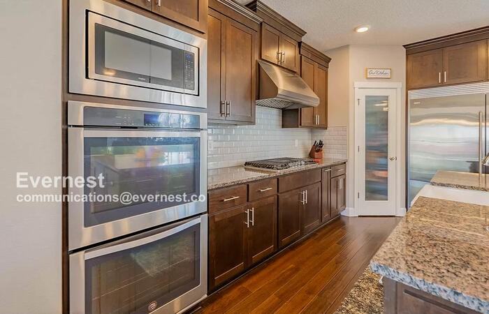17017 Ne 78th Way - Photo 4 of 34