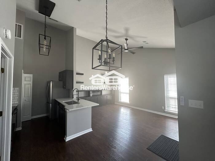 144 Waters Edge Ln - Photo 6 of 22