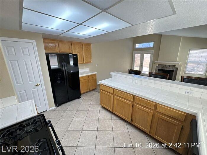 194 Kachina Dr - Photo 3 of 37