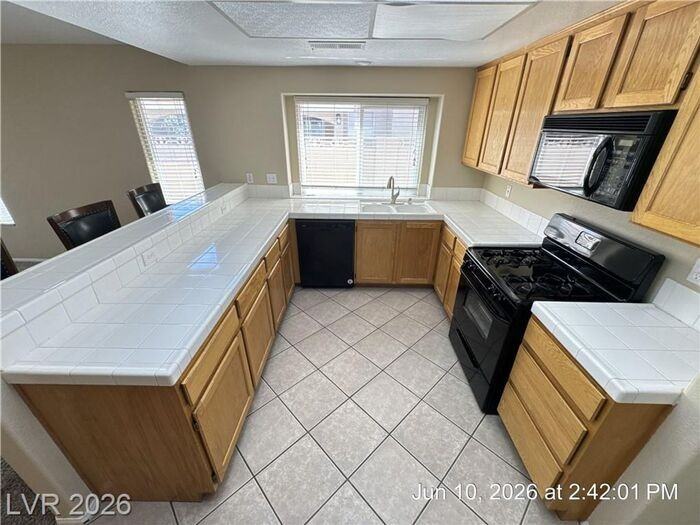 194 Kachina Dr - Photo 7 of 37