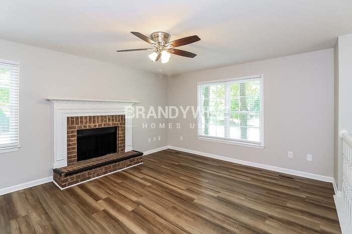 413 Braxton Dr - Photo 4 of 25