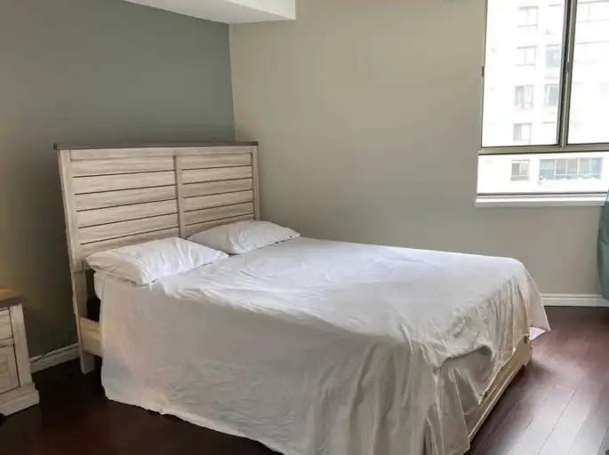 260 Queens Quay W #707 - Photo 6 of 11