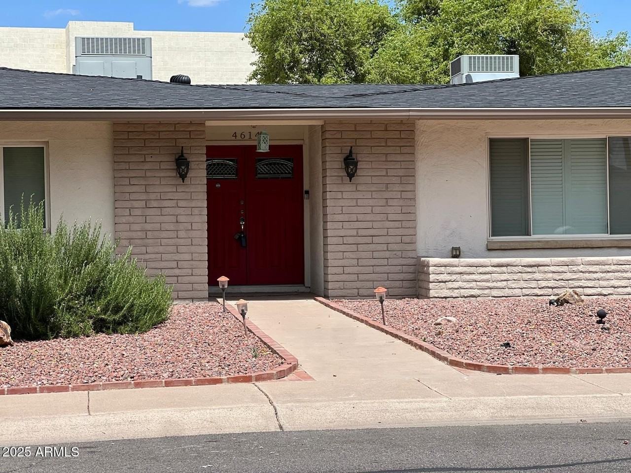4614 S Kachina Dr - Photo 2 of 33