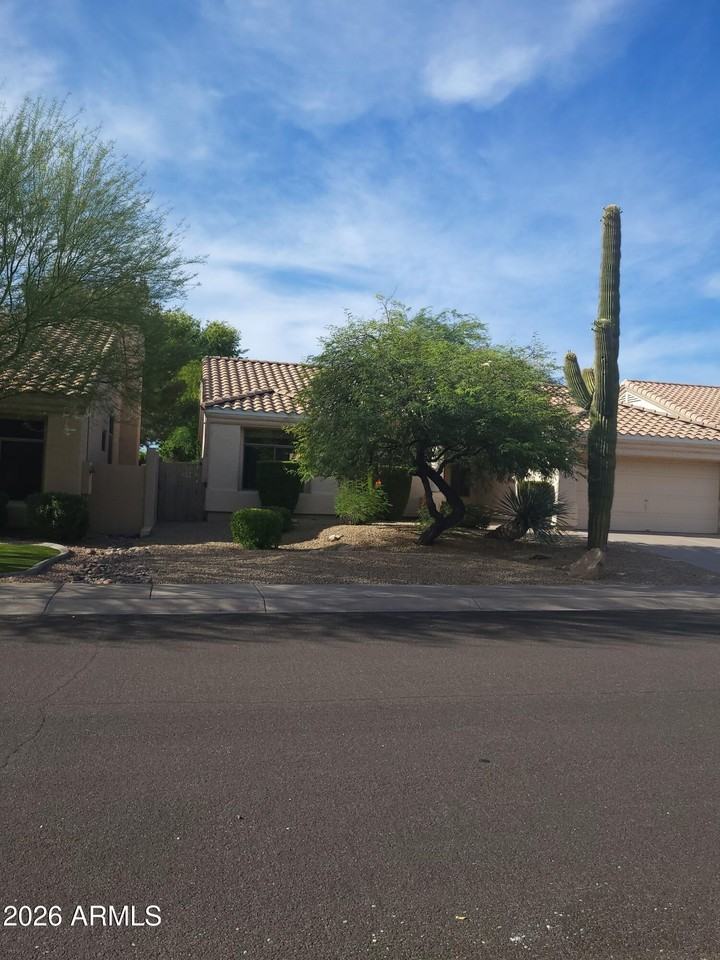 9756 E Pine Valley Rd - Photo 2 of 24