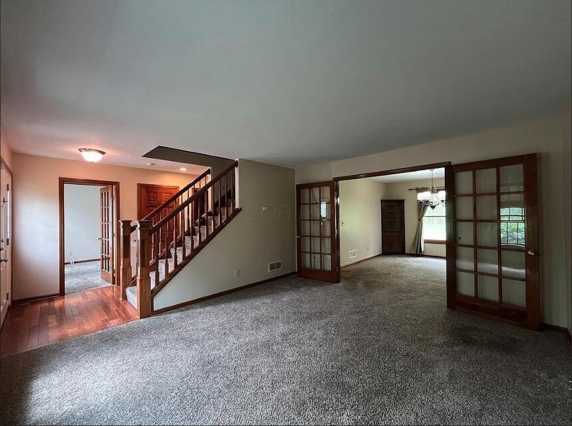 440 Taylor Ave - Photo 3 of 15
