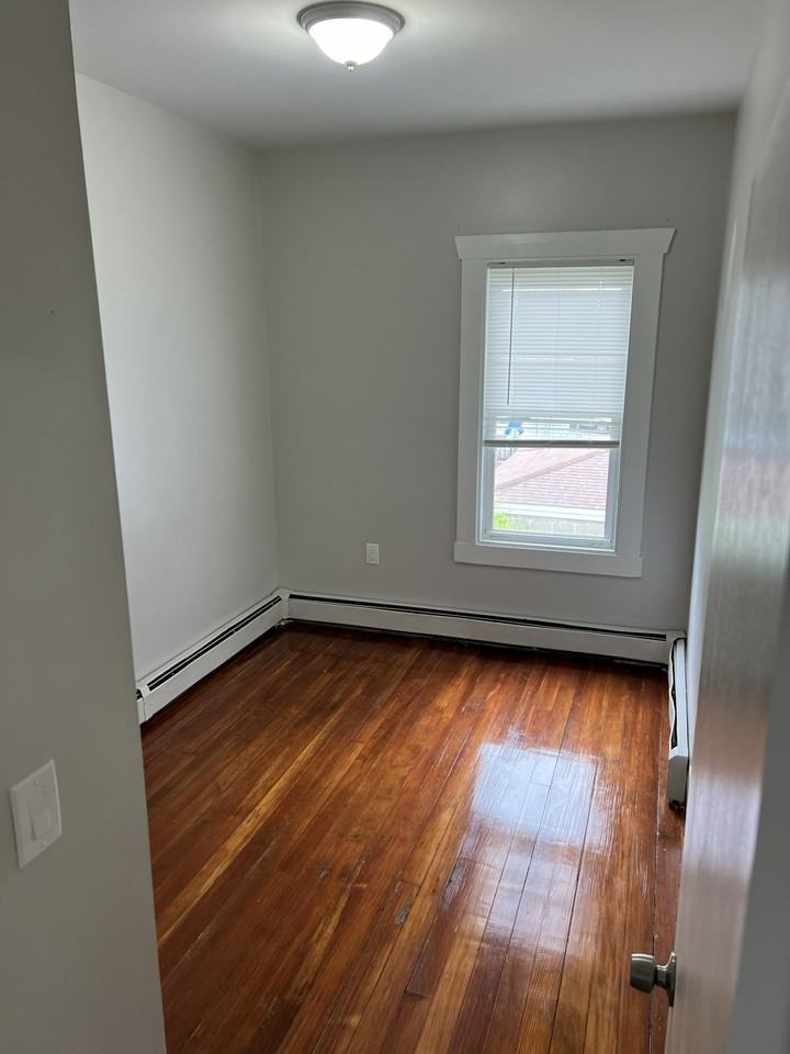 38 George Street #2E - Photo 2 of 7