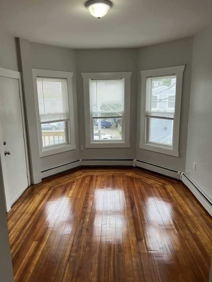 38 George Street #2E - Photo 4 of 7