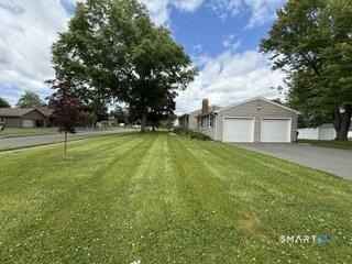 61 Bluebird Ln - Photo 2 of 23