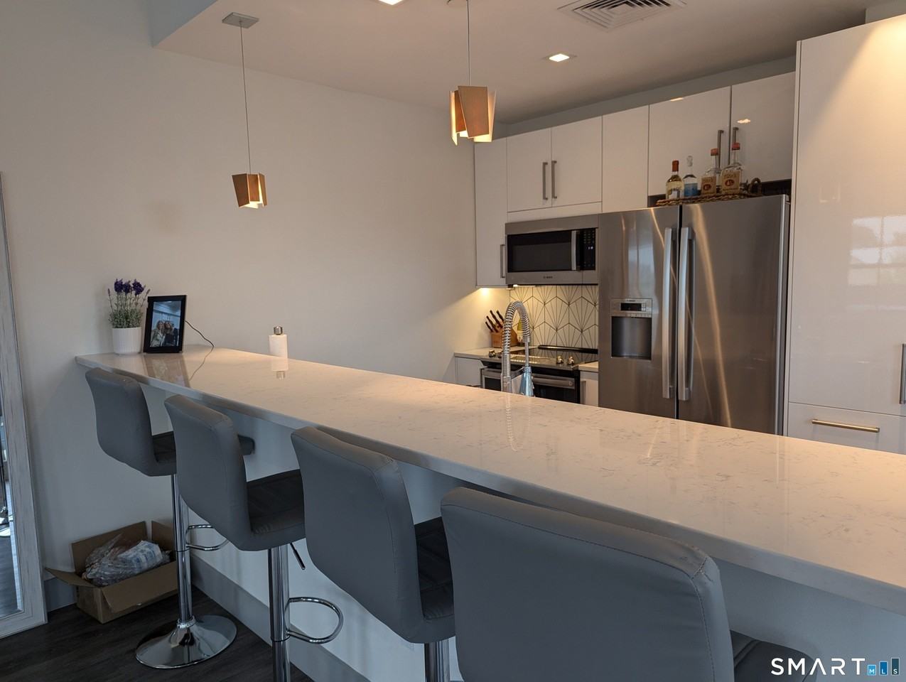 33 Elm St #4 - Photo 4 of 15