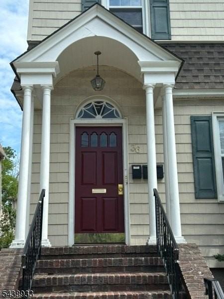 36 Walnut St - Photo 2 of 8
