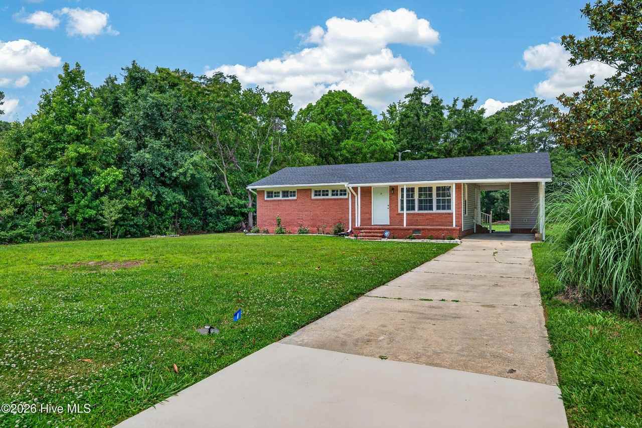 2527 Country Club Rd - Photo 2 of 24