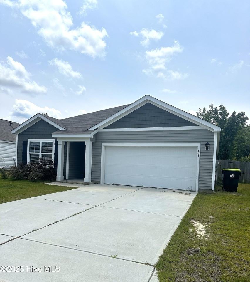 631 Avington Ln Ne - Photo 3 of 29