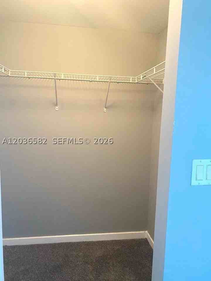 335 Biscayne Blvd #4200 - Photo 6 of 28