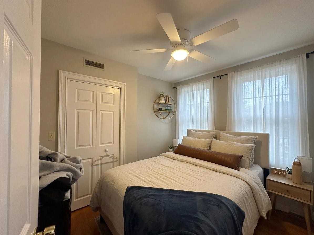 466 Commercial Street LLC - Photo 4 of 6