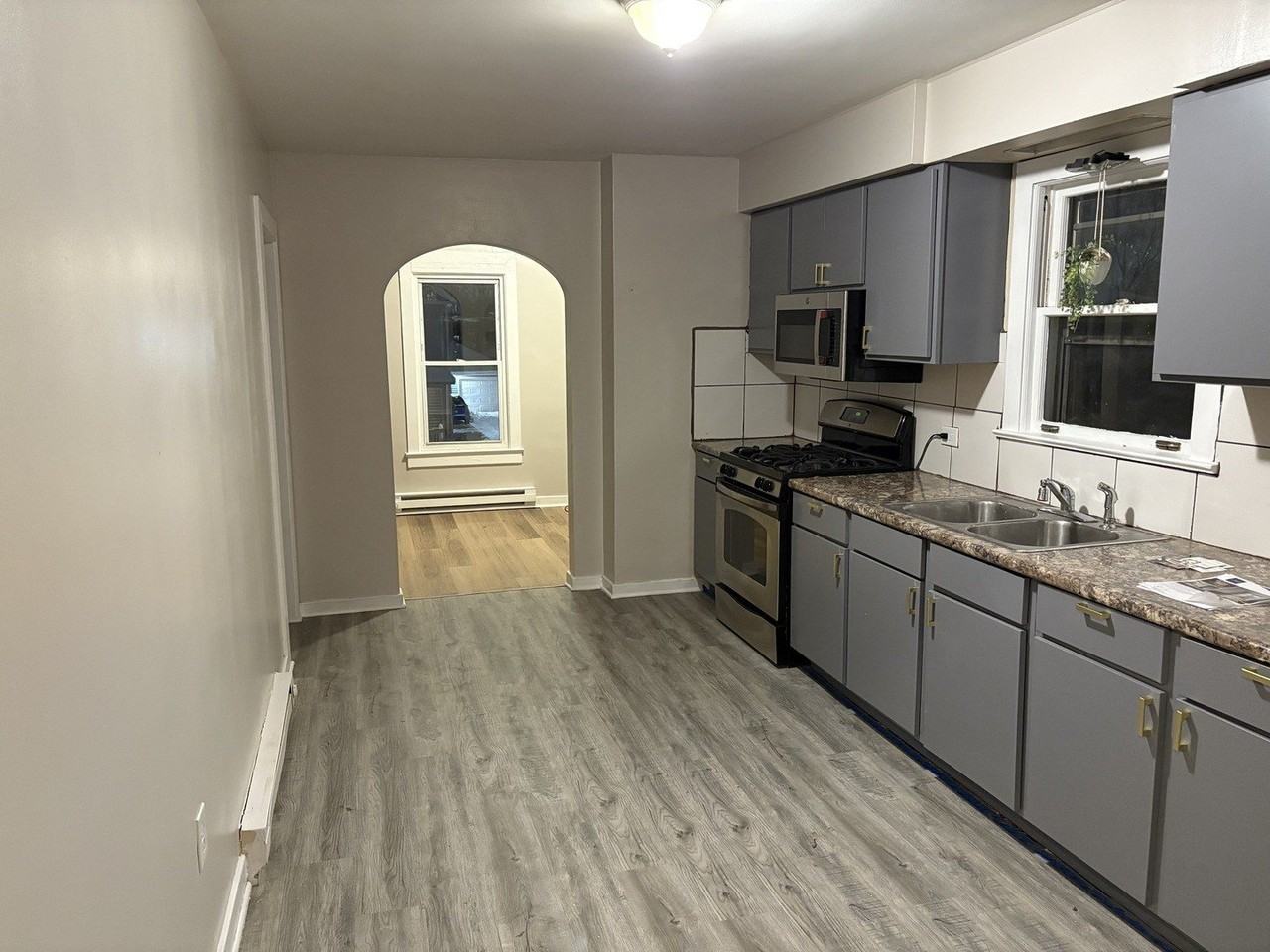 714 Helmholz Ave #2 - Photo 3 of 13