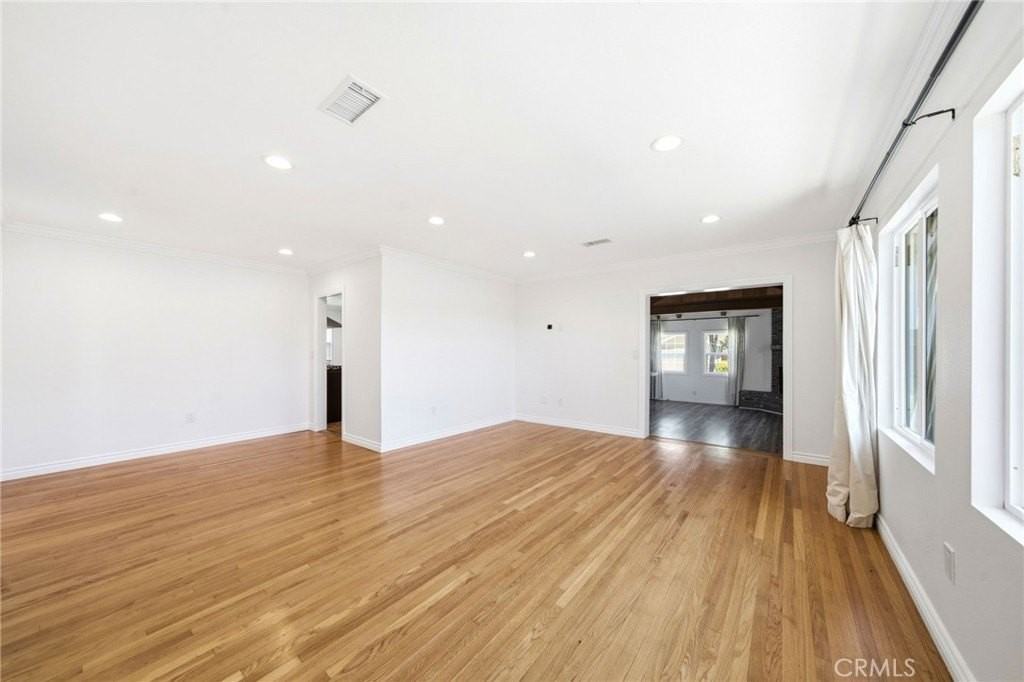 5508 Halison St - Photo 3 of 24