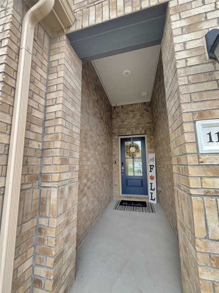 11229 Yellow Rose Way - Photo 4 of 22