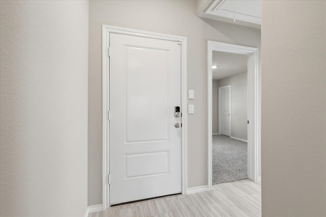 845 Round Robin Ln - Photo 6 of 31